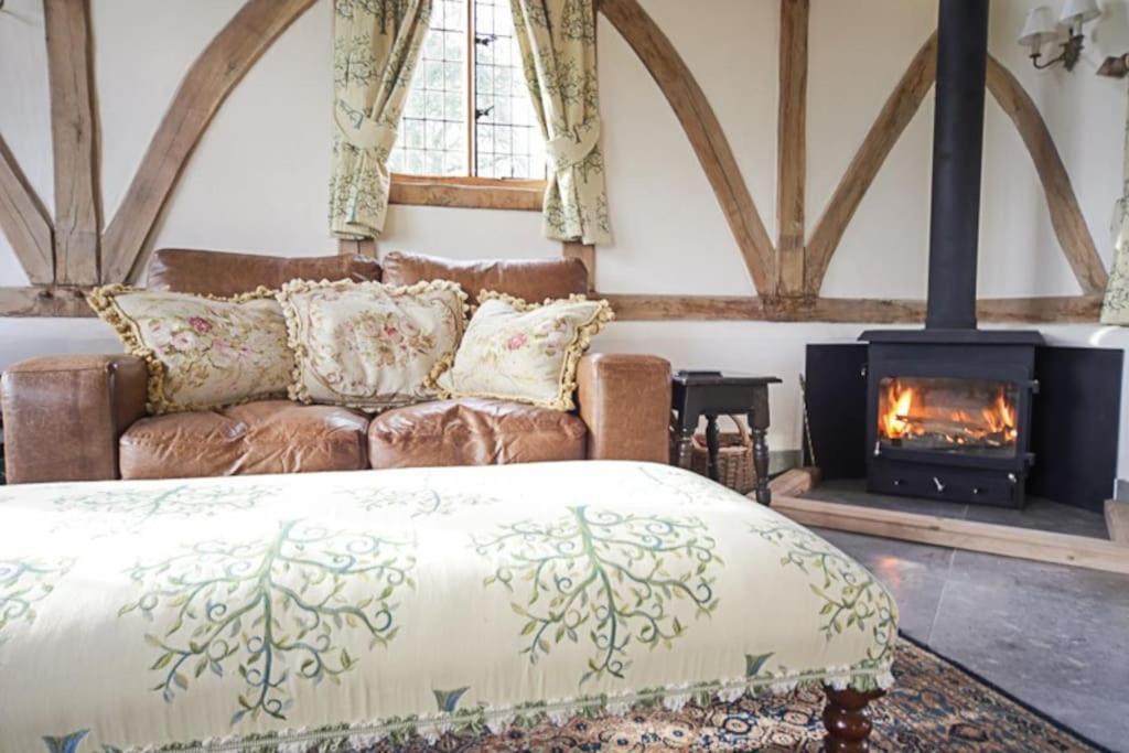 Ebony Cottage Tenbury Luaran gambar